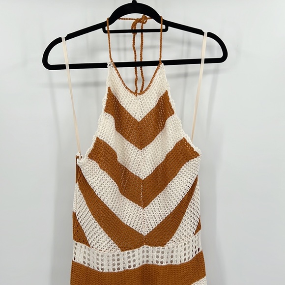 BCBGeneration Sweater Halter Dress in Ivory & Caramel Spice medium - Picture 5 of 9